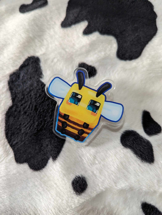 Minecraft Bee Pin